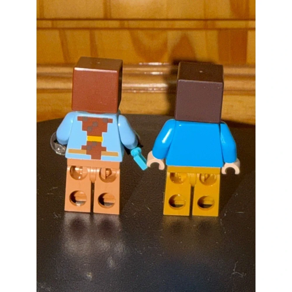 LEGO‎ Minecraft Minifigure Lot Armorsmith min157 & Steve min074